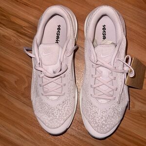 Nike Versair Sneakers